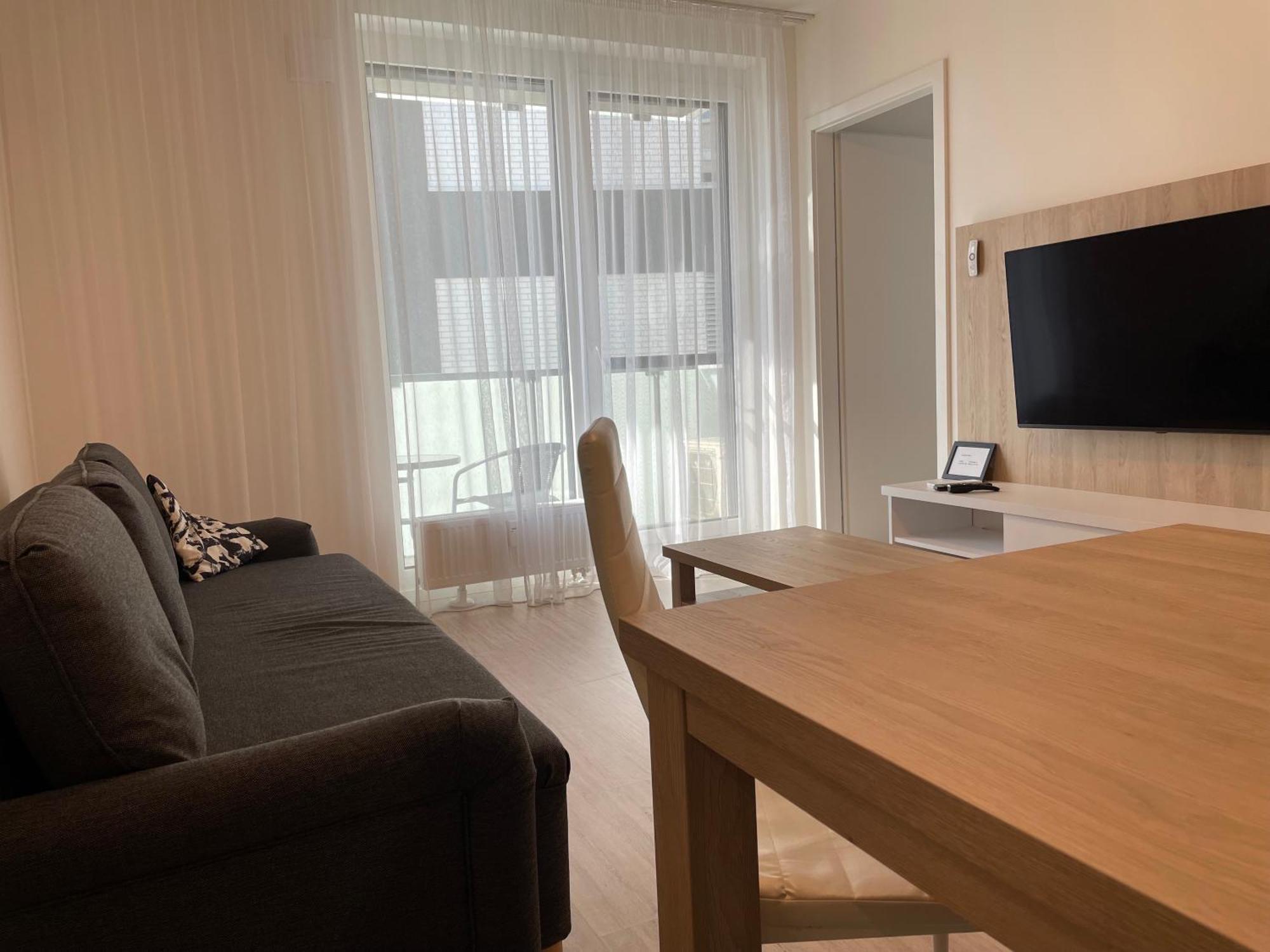 Central Stay Pressburg Exterior foto